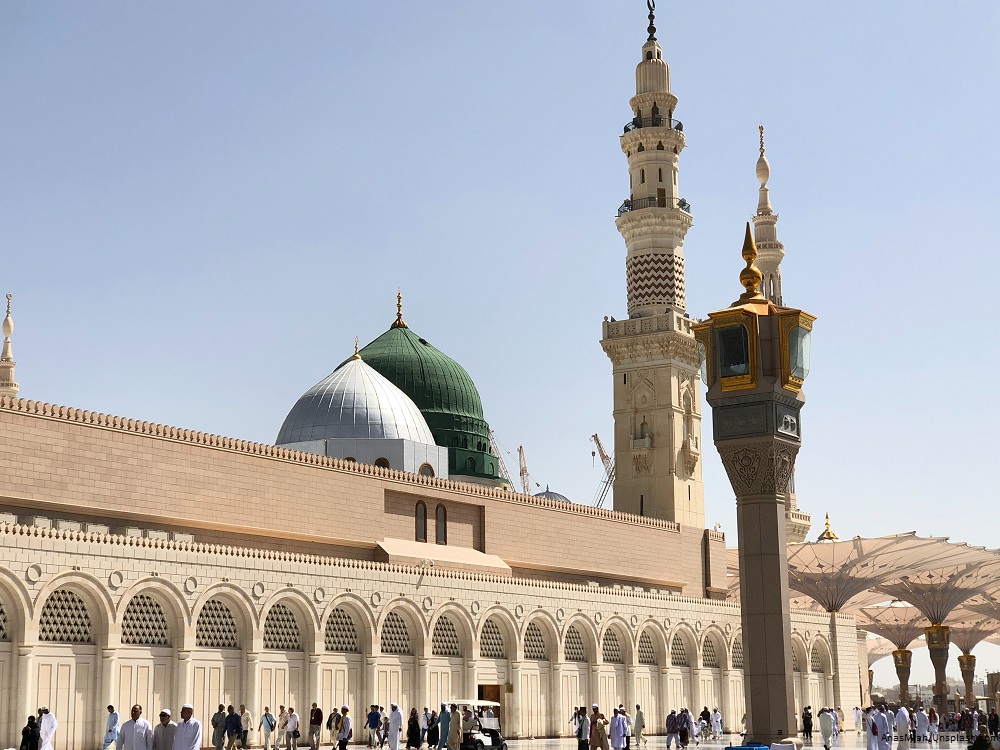 Revokes The Civil Servant Life Allowance, Saudi Arabia Triples VAT Amid Crisis