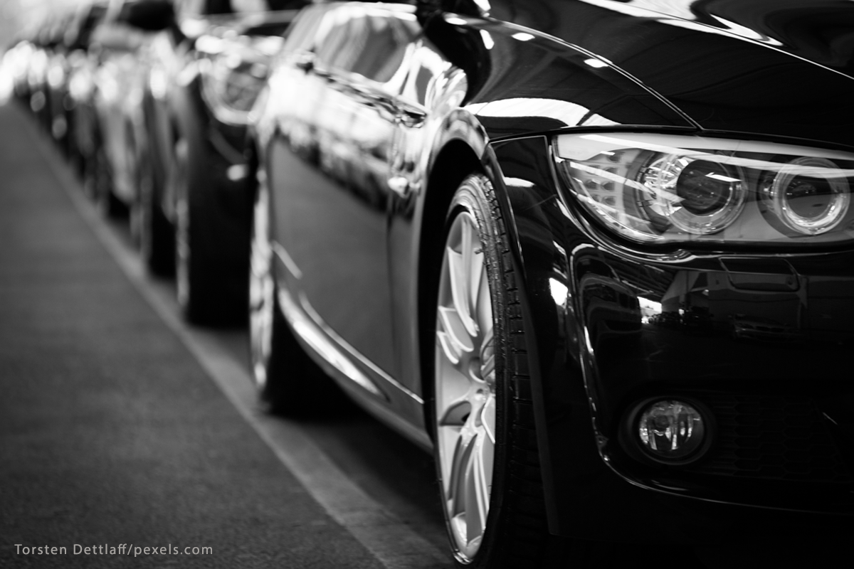 Relaxing the Automotive Industry, the Government Trims STLG on Sedans